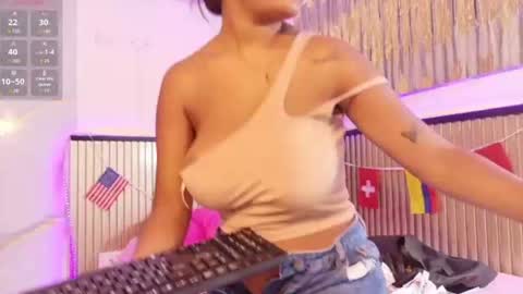Snapshot of _anais_rose_ chatting on July 2026 07:27:02 PM ANAIS online show from July 2026 07:27:02 PM