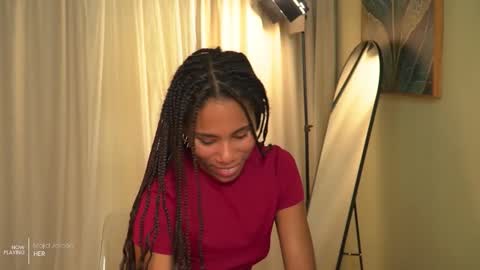 Angie -  online show from February 2026 10:33:01 PM