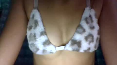 Snapshot of _angelics69_ chatting on September 2025 04:41:01 PM angel online show from September 2025 04:41:01 PM