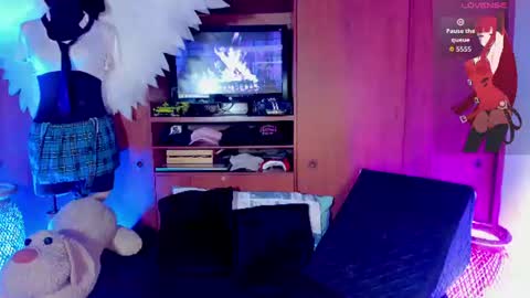 Angell Dustt  online show from July 2026 10:03:01 PM