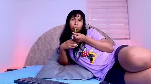 Snapshot of _aniisha_ chatting on June 2026 07:15:01 PM Any online show from June 2026 07:15:01 PM