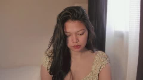 Snapshot of _ann1e_ chatting on April 2026 04:04:01 AM annie . online show from April 2026 04:04:01 AM