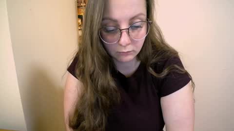 Anna online show from February 2025 01:16:02 PM