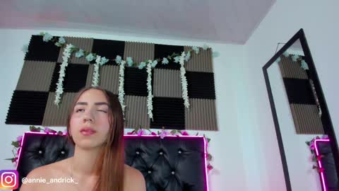 Annie Andrick online show from April 2026 11:02:01 AM