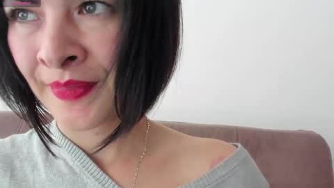 antonia online show from February 2025 05:04:01 PM