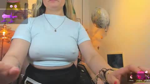 _antonella_11 online show from November 2025 10:54:02 PM