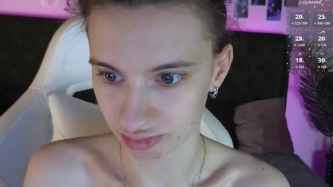 _ash_leyy_ online show from January 2026 01:22:02 AM