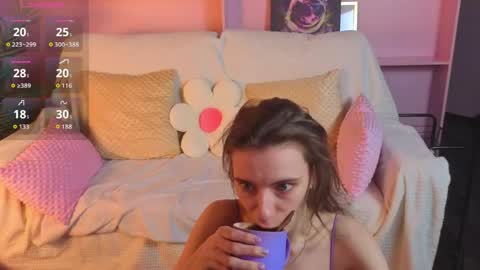Snapshot of _ash_leyy_ chatting on May 2026 01:23:02 AM _ash_leyy_ online show from May 2026 01:23:02 AM