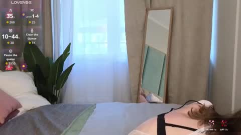 Snapshot of _ash_leyy_ chatting on July 2026 01:27:01 AM _ash_leyy_ online show from July 2026 01:27:01 AM