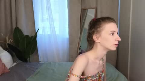 Snapshot of _ash_leyy_ chatting on July 2026 01:31:02 AM _ash_leyy_ online show from July 2026 01:31:02 AM