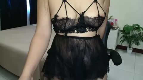 Angie online show from September 2025 02:55:02 AM