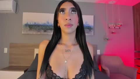 Snapshot of _ashly_77 chatting on October 2025 01:45:02 PM Ashly online show from October 2025 01:45:02 PM