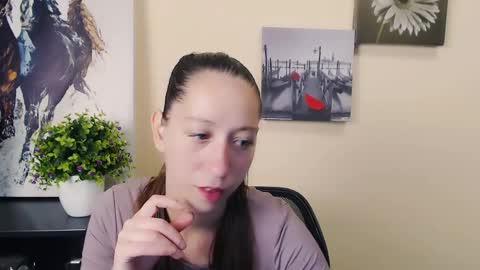 _astraia_ online show from June 2026 09:26:01 AM