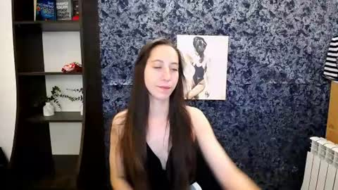 _astraia_ online show from July 2026 10:39:01 AM