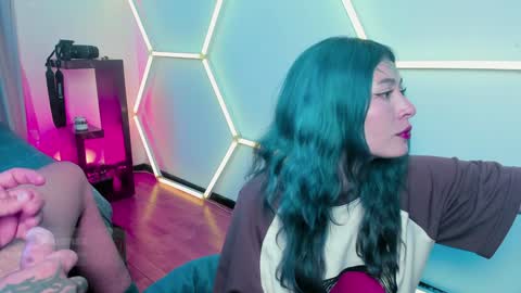 Lunita  online show from February 2025 09:00:02 AM