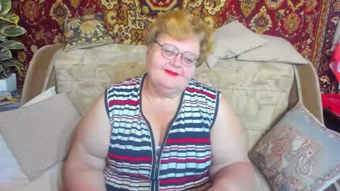 Snapshot of _big_beautiful_love_ chatting on October 2025 07:34:02 PM Louise  ONLY IN PVT  Masturbation with dildo and cum  Naked  Show and play with pussy  Blow job  Hand job  ONLY IN PVT  online show from October 2025 07:34:02 PM