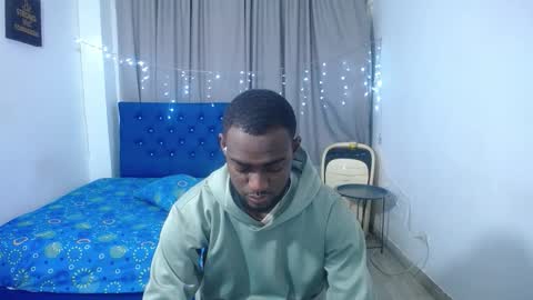 Andrew online show from November 2025 03:17:01 AM