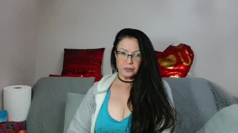KHALEESI online show from October 2025 05:35:01 PM