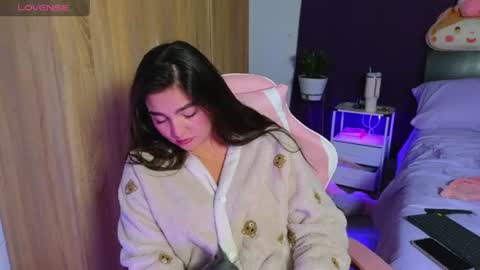 Snapshot of _bonnie_1 chatting on July 2026 12:53:01 AM Bonnie online show from July 2026 12:53:01 AM