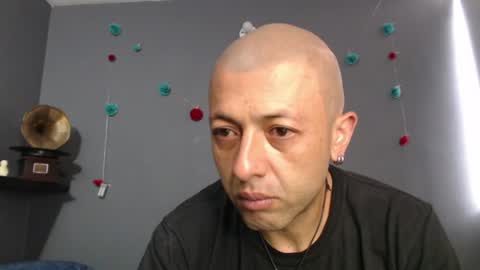 _bonnie__and_clyde online show from June 2026 07:37:01 PM
