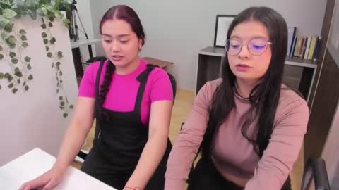    Brenda online show from October 2025 03:54:01 PM