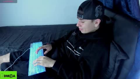 FELIPE CAMACHO    dont forget to support me with a little hand up online show from January 2026 09:46:02 AM