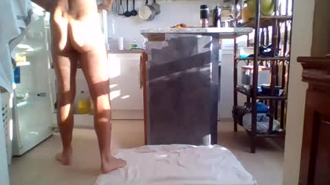 Snapshot of _bubble_buttfunxxx chatting on June 2026 05:28:01 AM _bubble_buttfunxxx online show from June 2026 05:28:01 AM