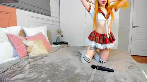 Stella online show from March 2025 01:42:02 AM