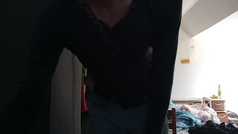 _cam_dude_ online show from April 2026 11:35:02 AM