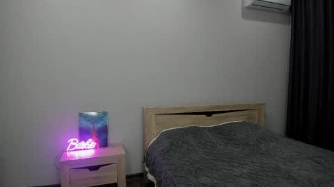   online show from April 2026 02:51:02 AM