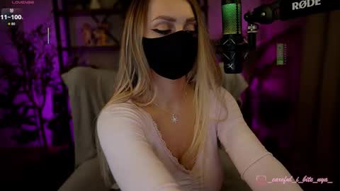 Alisa online show from December 2025 07:53:02 PM