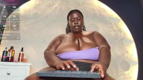 Caro. online show from November 2025 07:35:01 PM