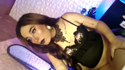 Caroline online show from February 2025 04:36:01 PM