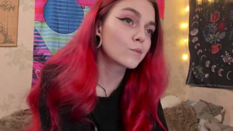 Caroline online show from December 2024 01:58:01 PM