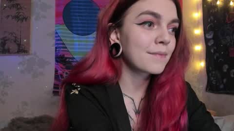 Caroline online show from February 2025 02:33:02 PM