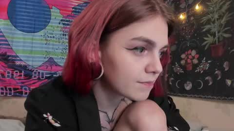 Caroline online show from February 2025 06:13:02 PM