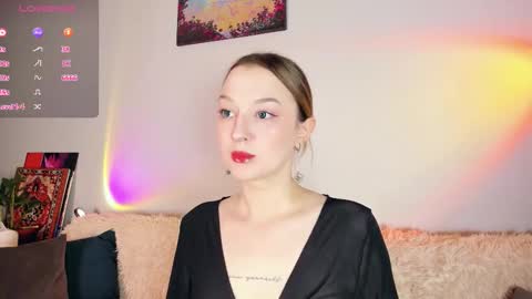 Christina Chris online show from November 2025 07:41:02 AM