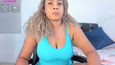 _charlottedavis online show from July 2026 11:31:01 PM
