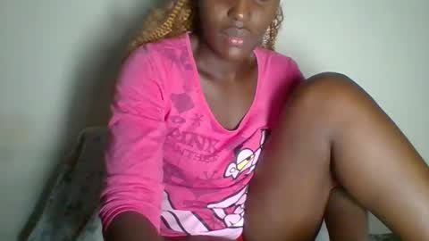 clara online show from February 2025 02:39:02 AM