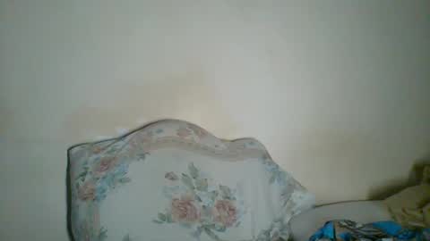 clara online show from February 2025 09:00:01 AM