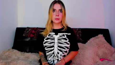  Chloe  online show from February 2025 03:53:01 AM