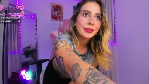 Snapshot of _cloe_1 chatting on May 2026 01:56:01 AM Chloe online show from May 2026 01:56:01 AM