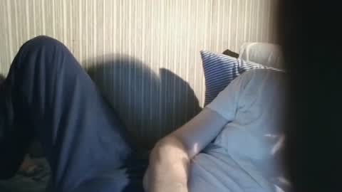 Snapshot of _col_t chatting on July 2026 10:03:01 PM I hate social media Odio las redes sociales online show from July 2026 10:03:01 PM
