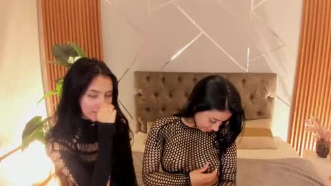 Snapshot of _coraliinee_ chatting on September 2025 03:30:01 AM Coraline online show from September 2025 03:30:01 AM