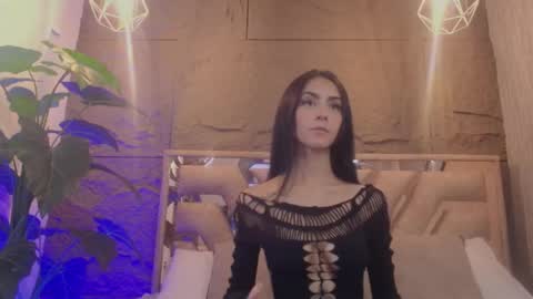 Snapshot of _coraliinee_ chatting on May 2026 04:52:02 AM Coraline online show from May 2026 04:52:02 AM