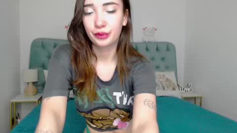 _cotton_candyy online show from December 2025 09:48:01 AM