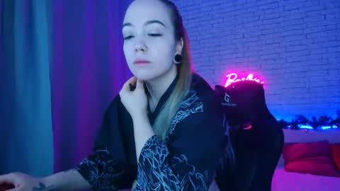 Nica online show from January 2026 05:21:02 AM