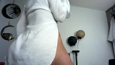  cristal ayala online show from January 2025 03:37:02 AM