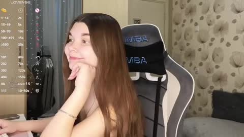 _cute_ice online show from April 2026 06:49:01 AM