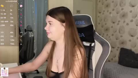 Snapshot of _cute_ice chatting on June 2026 05:46:02 AM _cute_ice online show from June 2026 05:46:02 AM